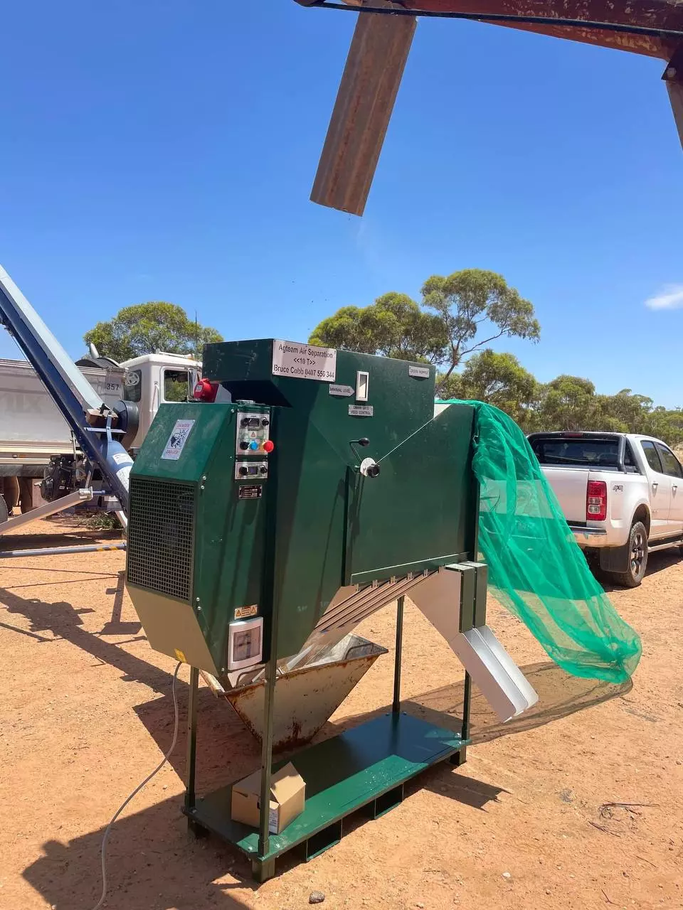 Don’t miss the opportunity to improve your farm with the modern and efficient ISM-10 grain separator! Contact us now to find out more and place an order!